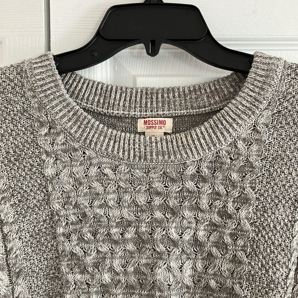 MOSSIMO Sweater - Picture 3 of 7